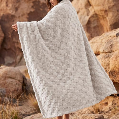 Utopia Bedding Plush Checkered Fleece Blanket Linen Twin, 60x80 Inches - color: Linen, size: Twin