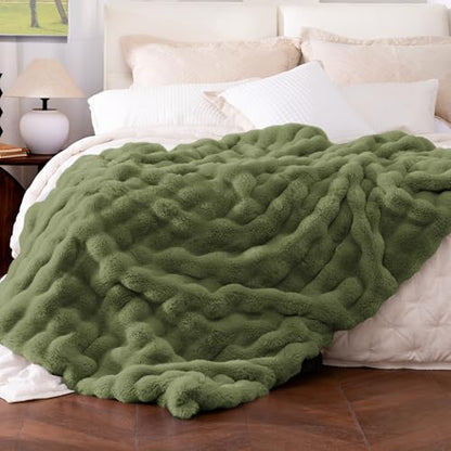 Ultra Soft Cozy Faux Fur Throw Blanket, Fuzzy Plush Thick Bubble Blanket, Oversize Luxury Fluffy Blanket for Couch, Bed, and Living Room, 60x80 Inches, Green - color: Green, size: Twin(60" X 80")