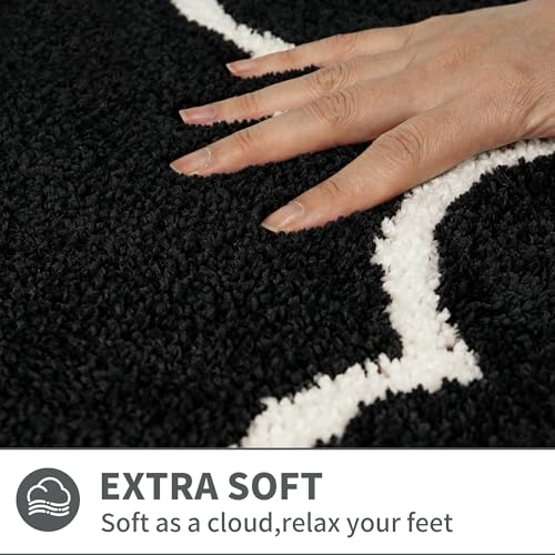Scalloped Black Bathroom Rugs Runner,Non Slip Absorbent 17"x47" - color: Black2, size: 2' x 4'11" (Rectangular)