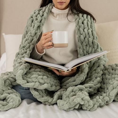 SAMIAH LUXE Chunky Knit Throw Blanket 50x60 in, 6 lb Sage Green - color: Sage, size: 50x60in