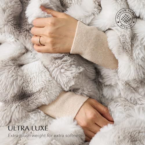 EverGrace Faux Rabbit Fur Bubble Throw Blanket, 50"x60", Light Grey - color: Marble Grey, size: 50"x60"