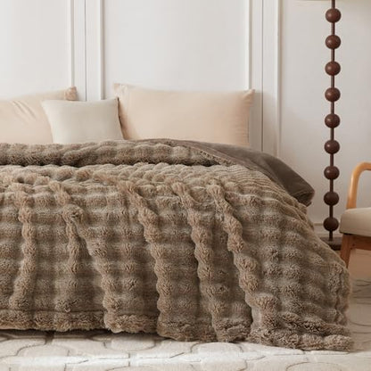 COOVA Soft Bubble Faux Fur Throw Blanket, 60"x80", Cationic Brown - color: Cationic Brown, size: 60“x80”