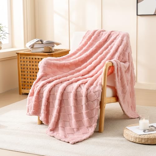 Pink Fleece Throw Blanket for Couch Sofa 50”x60” with Diamond Checkered - color: Pink, size: Throw(50"x60")