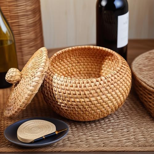 WRINGKIT Small Rattan Basket Box with Lid, Handmade Woven
