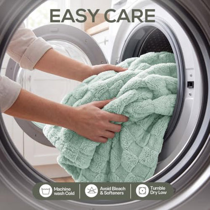 Utopia Bedding Plush Checkered Fleece Blanket Sage Green Queen 90x90 Inches - color: Sage Green, size: Queen