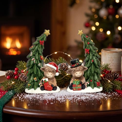 Yuntau 2 Pcs Christmas Highland Cow Figurines Decor Wooden Highland Cows Statues with Christmas Tree Table Ornament Gift for Home Decor Xmas Party Supplies Decoration - style: Christmas Highland Cow