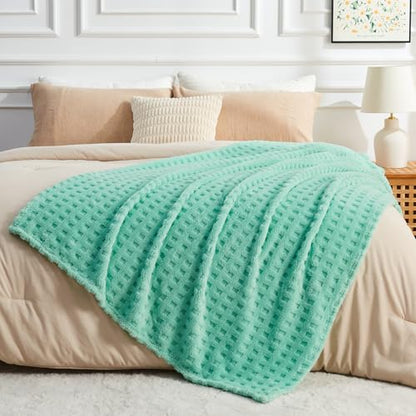 NEWCOSPLAY 3D Waffle Checkered Flannel King Blanket, Aqua, 90"x110" - color: Aqua, size: King(90"x110")