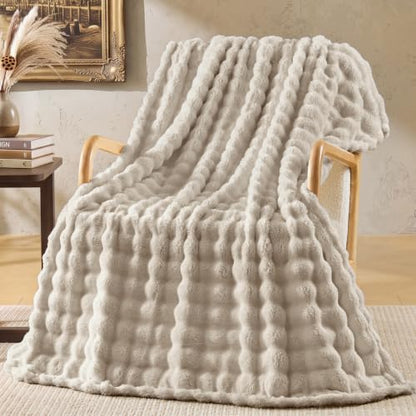 BEDELITE Beige Linen 3D Fleece Bubble Throw Blanket for Couch, 50x60 Inches - color: Linen, size: Throw(50"x60")