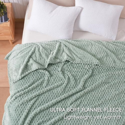 PHF Soft Cozy Fleece Blanket Twin, 340GSM Lightweight Warmth, Sage Green - color: Sage Green, size: Twin(66"x90")