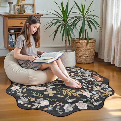 Washable Scalloped 4ft Round Rug: 4x4 Boho Floral Circle Area Rug Black - color: Black, size: 4' (Round)