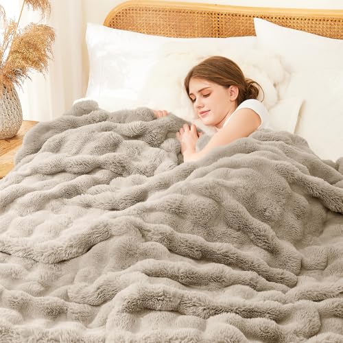 L'AGRATY Faux Rabbit Fur Throw Blanket for Couch, 90'' x 90'', Castle Grey - color: Castle Grey, size: 90" x 90"