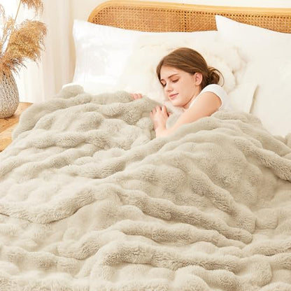 L'AGRATY Faux Rabbit Fur Throw Blanket for Couch, 50'' x 60'' Almond White - color: Almond White, size: 50" x 60"