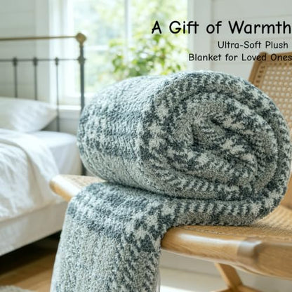 Fuzzy Knit Checkered Throw Blanket 50"x60" Fleece Blanket Grey