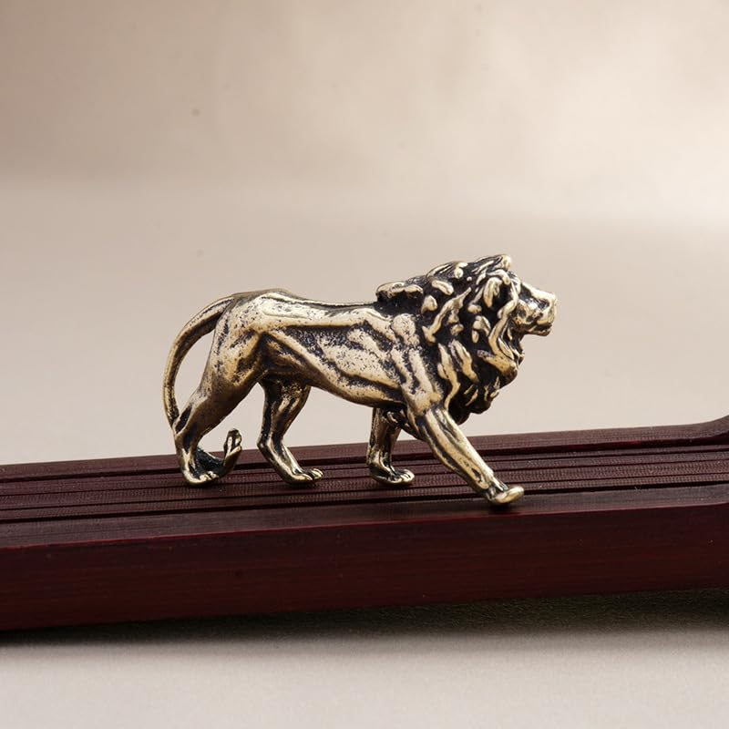 2Pcs Brass Lion Statue Decor, Retro Mini Copper Lion Statue Home Decoration for Living Room and Desk, Outdoor Pond Garden Lawn Decor Landscaping, Landscape Animal Statue