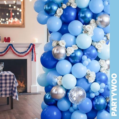 PartyWoo Blue and Silver Balloons 66pcs 12 Inch Light Blue Silver Balloons - color: Blue-3317