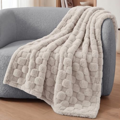 Utopia Bedding Plush Checkered Fleece Blanket Linen Throw, 50x60 Inches - color: Linen, size: Throw