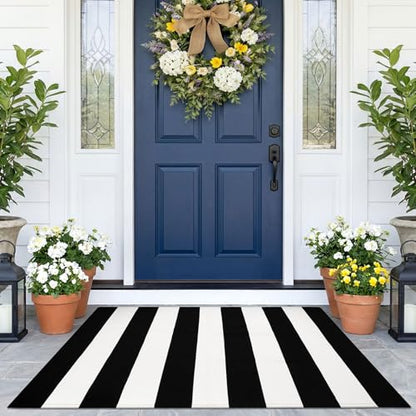 KOZYFLY Black and White Area Rug 27.5x43 Inches - color: Black and White, size: 2'4" x 3'7" (Rectangular)