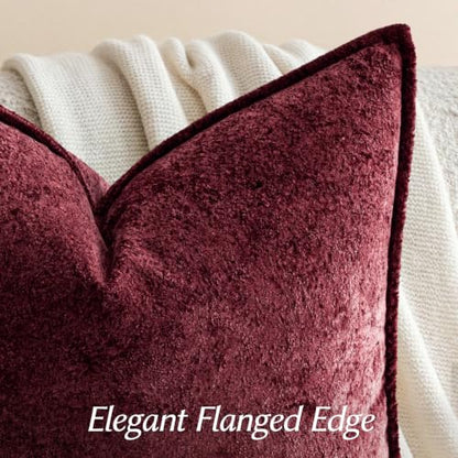 a moment 장식용 쿠션 커버 40.6 x 40.6cm(16 x 16인치) 4팩, 3D 아이스 플라워가 있는 부드러운 벨벳 장식 베개 커버, 소파 소파 홈 데코 클래식 크리스마스용 질감 모던 액센트 쿠션 커버 - color: 클래식 크리스마스, size: 16" x 16" (Pack of 4)