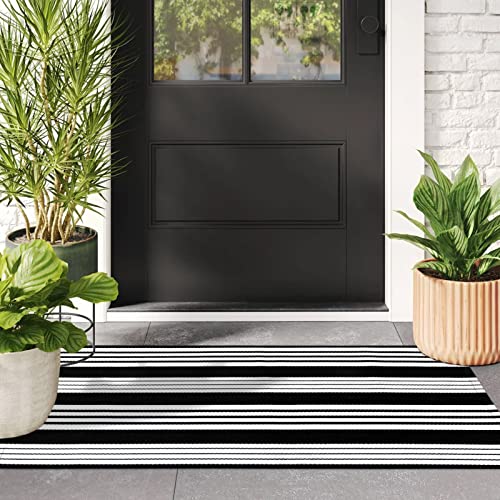 LEEVAN 2'X4.3' Black and White Striped Woven Cotton Reversible Outdoor Rug - color: Black Strip, size: 2' x 4'3"