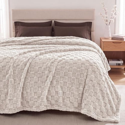 Utopia Bedding Plush Checkered Fleece Blanket Linen Twin, 60x80 Inches - color: Linen, size: Twin