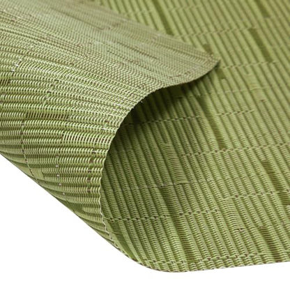 SHACOS Small Round Table Placemats Set of 5 Woven Vinyl Wedge Placemats with Centerpiece Round Table Mats Heat Resistant Wipe Clean (5, Green) - color: Green