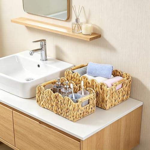 2Pack Scalloped Edge Wicker Basket,Hand-Woven Rattan Baskets with Wooden Handles,Natural Water Hyacinth Basket for Laundry,Shelves,Decorative Basket