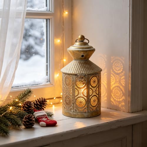 Vintage Distressed Gold Metal Lantern, Perforated Hollow Candle Lantern with Lid, Rustic Farmhouse Decorative Lantern for Tabletop Mantel Wedding Holiday Decor - color: Distressed Gold