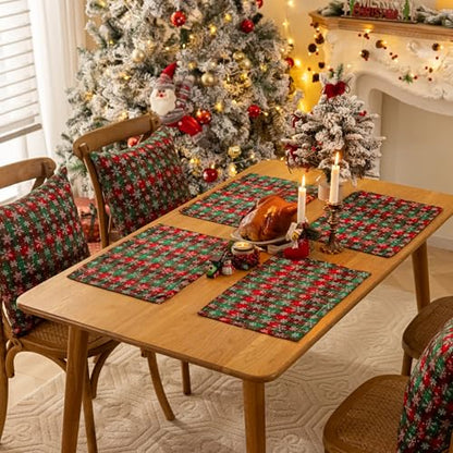 AQOTHES Christmas Plaid Placemats Set of 4 Big Snowflake 12x18 Table Decor - color: Green Big Plaid Snowflake