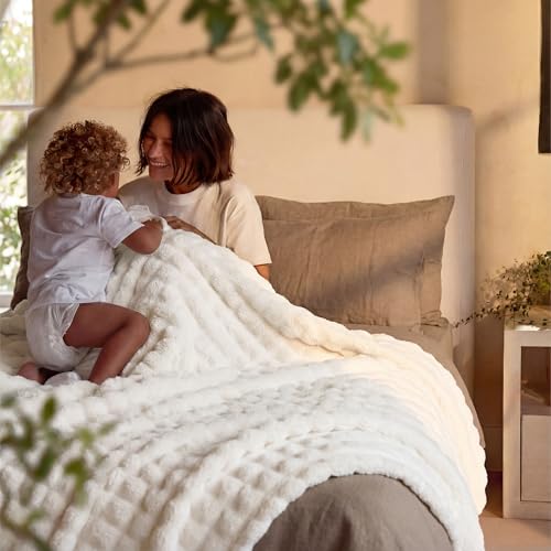 Bedsure Cloud Bubble King Throw Blanket for Bed, Off White, 108"×90" - color: 01 Off White, size: King (108" X 90")