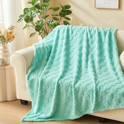 NEWCOSPLAY 3D Checkered Flannel Throw Blanket, Aqua Checkered, 50"x70" - color: Aqua Checkered, size: Throw(50"x70")