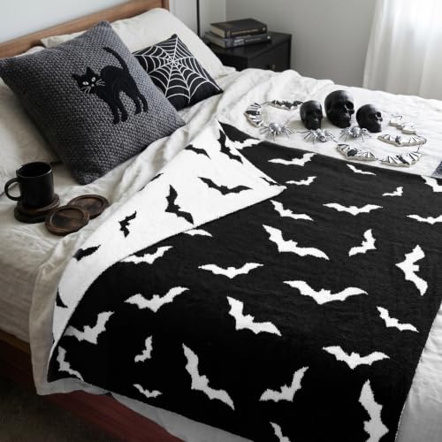 Halloween Bat Blanket Goth Reversible Knit Throw Blanket - color: Black and White, style: Halloween Bat