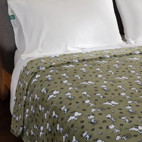Berkshire Blanket Peanuts® VelvetLoft® Cute Character Snoopy Plush Blanket,Loden Green,Full/Queen 90 in x 90 in (Official Peanuts® Product) - color: Loden Green, size: Full/Queen (90 in x 90 in)