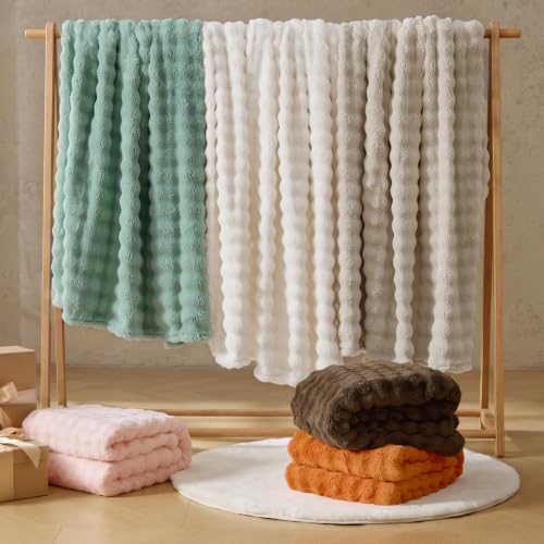 BEDELITE Cream White 3D Fleece Bubble Throw Blanket for Couch, 50x60 Inches - color: Cream White, size: Throw(50"x60")