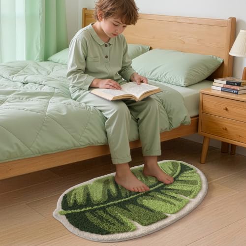 LUMI Cute Bathroom Rug Green Leaf, Absorbent Non Slip Bath Mat, 19.5"x39.5" - color: Ample Palm Leaf
