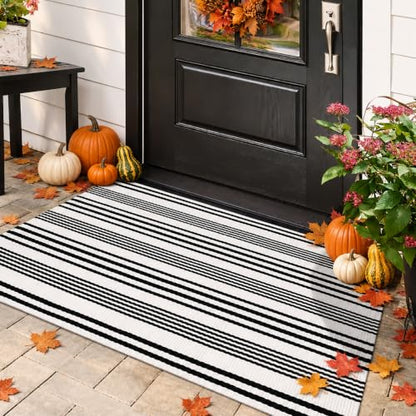 LEEVAN 2.3'X3.6' Black and White Striped Woven Reversible Outdoor Rug - color: 1white Strip, size: 2'3" x 3'6"