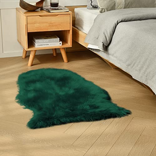 Emerald Green Faux Sheepskin Throw Rug 2x3 ft, Fluffy Fur Seat Chair Covers - color: Emerald Green, size: 2' x 3' (Oval)