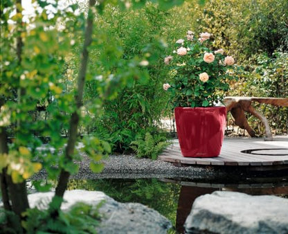 Lechuza Classico LS 35 Scarlet Red High Gloss, Self-Watering Round Planter, D13.8 H13 in - color: Red High-gloss, size: D35 H33 cm