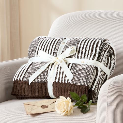 Amélie Home Checkered Knit Throw Blanket for Couch, Mocha Brown 50"x60" - color: Checkered Mocha Brown, size: 50" X 60"