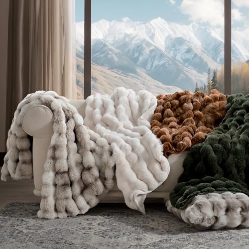 EverGrace Faux Rabbit Fur Bubble Throw Blanket, 60"x80", Green - color: Solid Green, size: 60"x80"