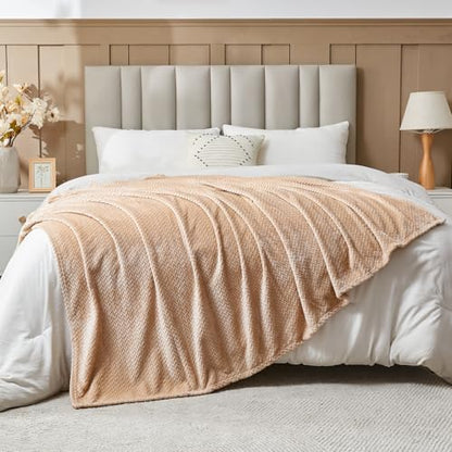 NEWCOSPLAY Fleece Leaves Pattern King Blanket, Brown, 90"x110" - color: Brown, size: King(90"x110")