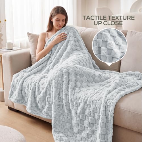 Utopia Bedding Plush Checkered Fleece Blanket Cool Grey King, 90x102 Inch - color: Cool Grey, size: King