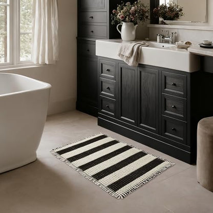 MatEssenz Waffle Bath Mat, 20x32, Black White - color: Stripe Style, size: 1'8" x 2'8" (Rectangular)