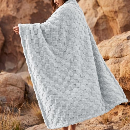 Utopia Bedding Plush Checkered Fleece Blanket Cool Grey Twin, 60x80 Inch - color: Cool Grey, size: Twin