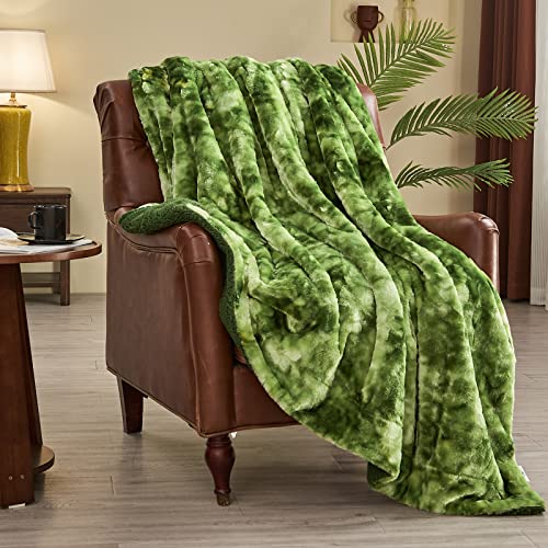 NEWCOSPLAY Faux Fur Sherpa Throw Blanket for Couch, Green, 40"x50" - color: Green, size: Throw(40"x50")