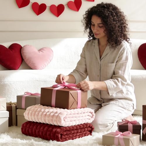 BEDELITE 3D Checked Burgundy Fleece Throw Blanket for Couch, 50x60 Inches - color: Burgundy, size: Throw(50"x60")