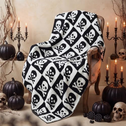 Halloween Goth Skull Blanket, Gothic Knit Throw Blanket 50 x 60 - color: Black and White, style: Halloween Skull