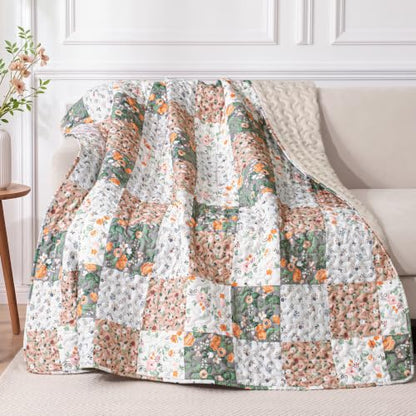 Exclusivo Mezcla Reversible Boho Quilted Throw Blanket, 50"x 60" - color: Patchwork Camel, size: 50 x 60 inch