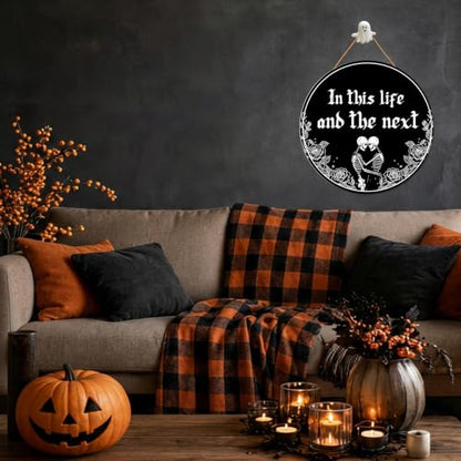 Gothic Home Decoration, Funny Couple Wooden Hanging Sign - color: Black-next