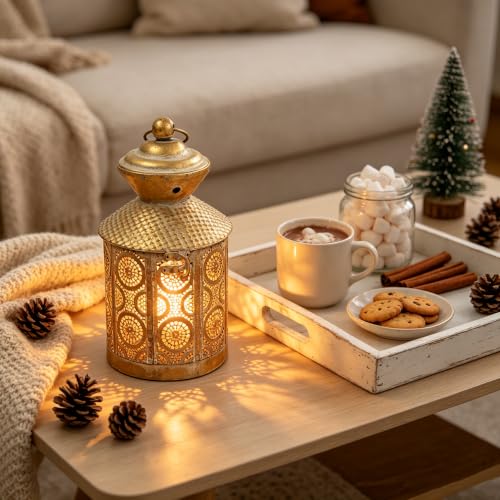 Vintage Distressed Gold Metal Lantern, Perforated Hollow Candle Lantern with Lid, Rustic Farmhouse Decorative Lantern for Tabletop Mantel Wedding Holiday Decor - color: Distressed Gold