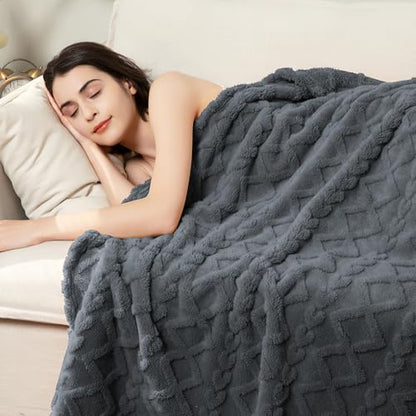 Aganear Fleece Throw Blanket for Couch Sofa 60"x80" Grey - color: Gray, size: Twin(60×80in)